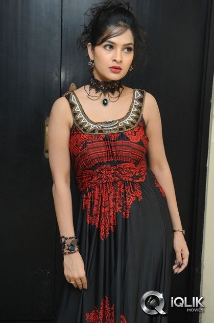 Madhumitha-at-Maine-Pyar-Kiya-Movie-Success-Meet